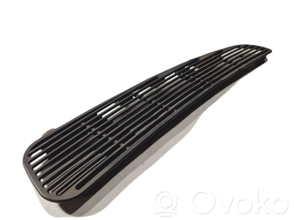 BMW 5 E39 Rejilla de ventilación trasera 