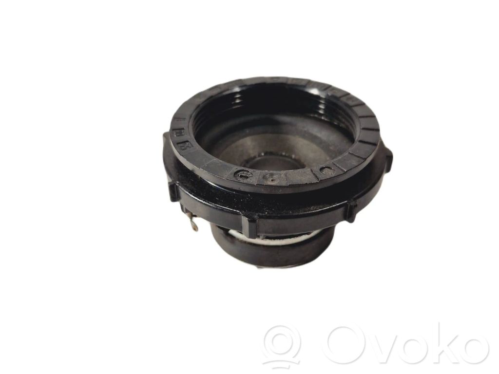 Etuoven kaiutin   6513,8368239,4913430707