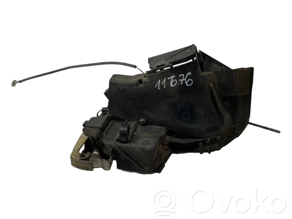 BMW 7 E38 Front door lock 
