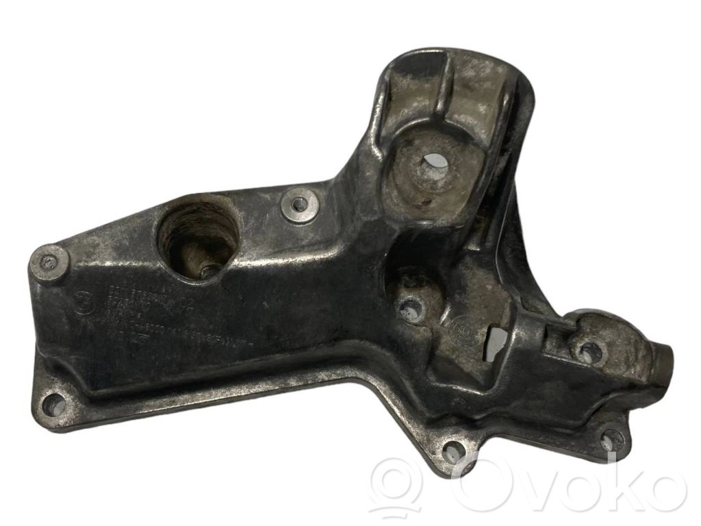 Halterung Lager Motor   6763217,22116763217