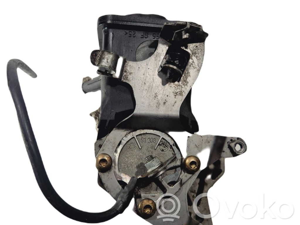 BMW 7 E65 E66 Power steering pump 