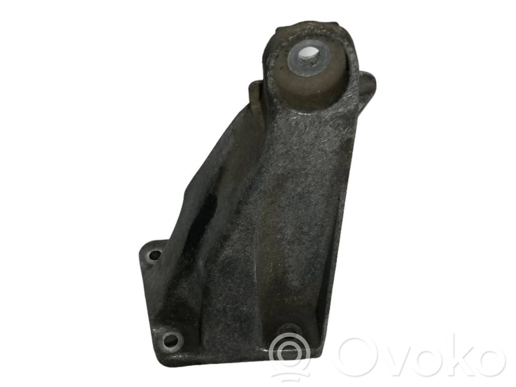 BMW 3 E90 E91 Engine mounting bracket 