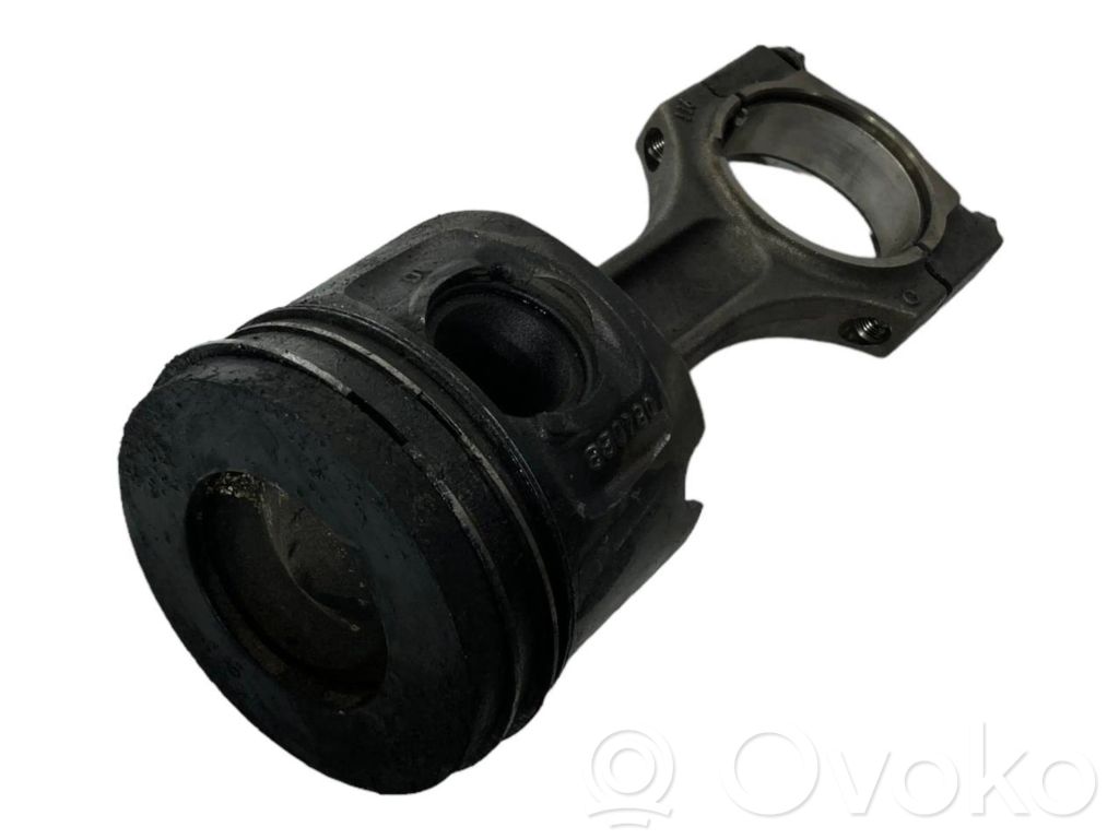 Piston with connecting rod   0840BB