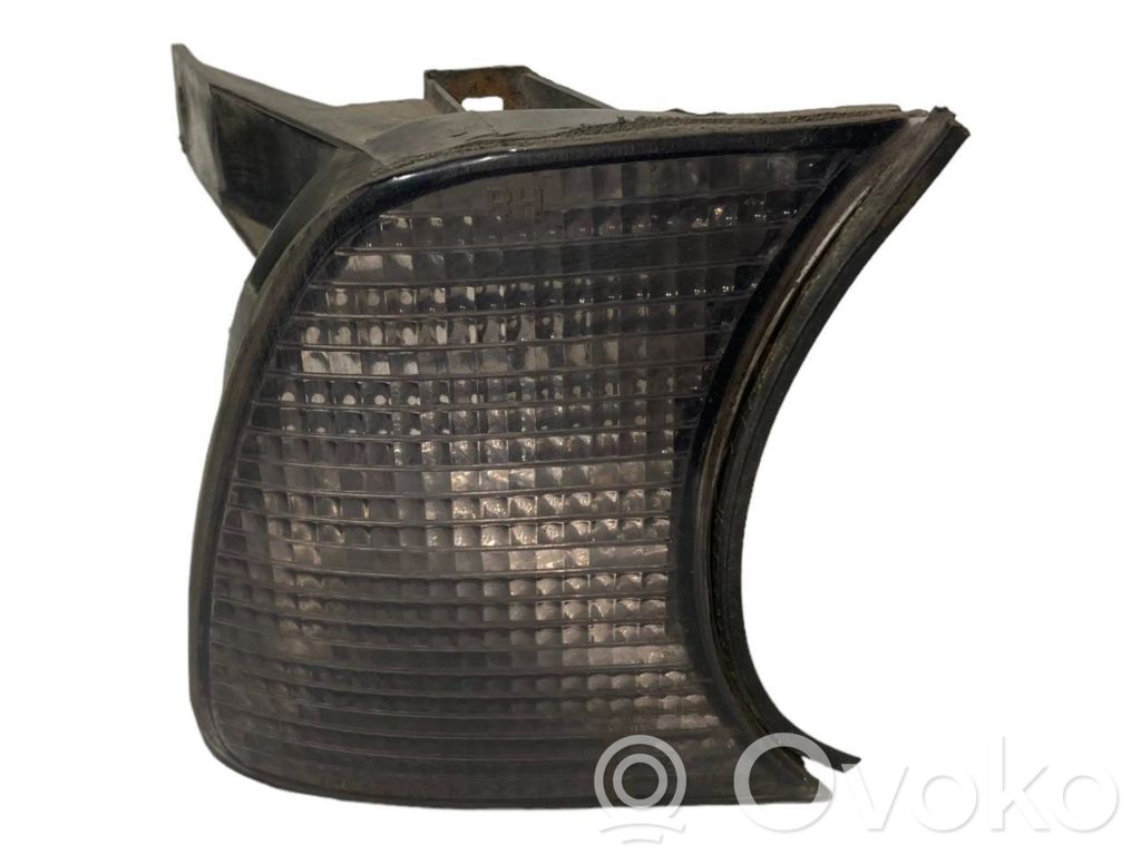 Etusuuntavilkku   084441501