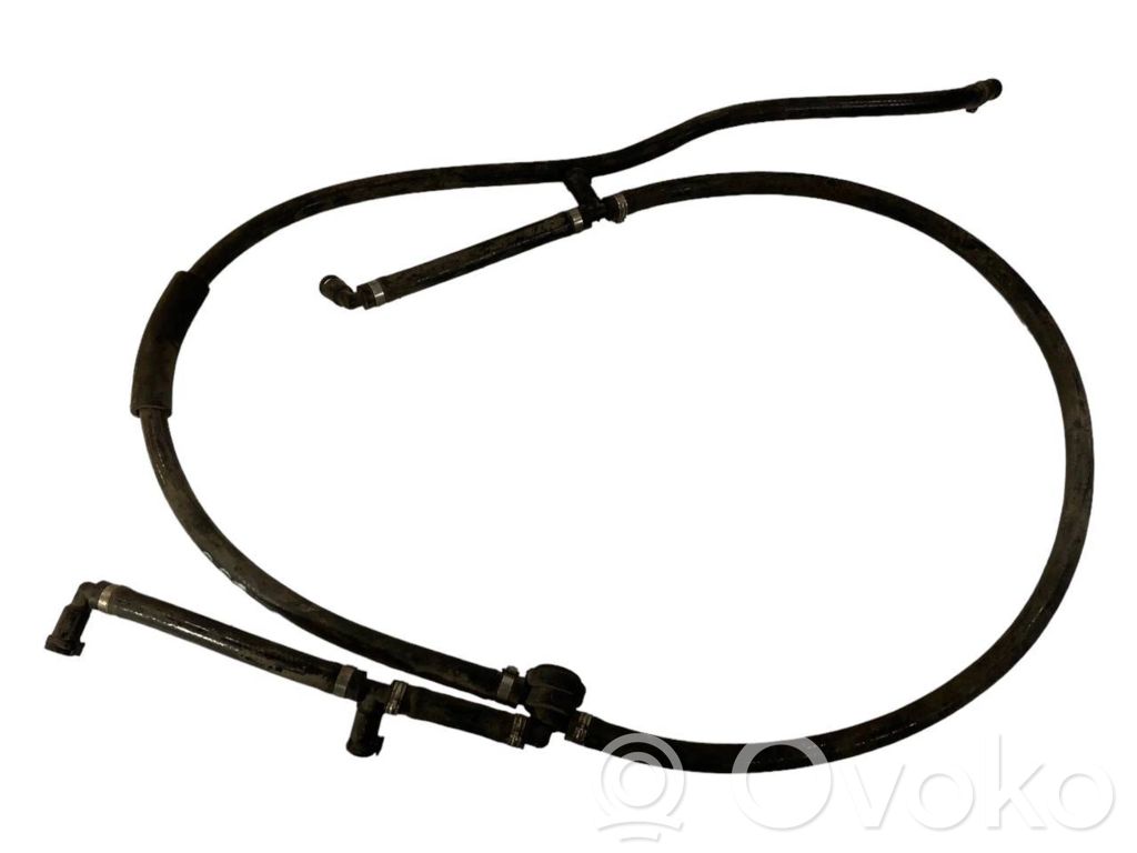 Headlight washer hose/pipe