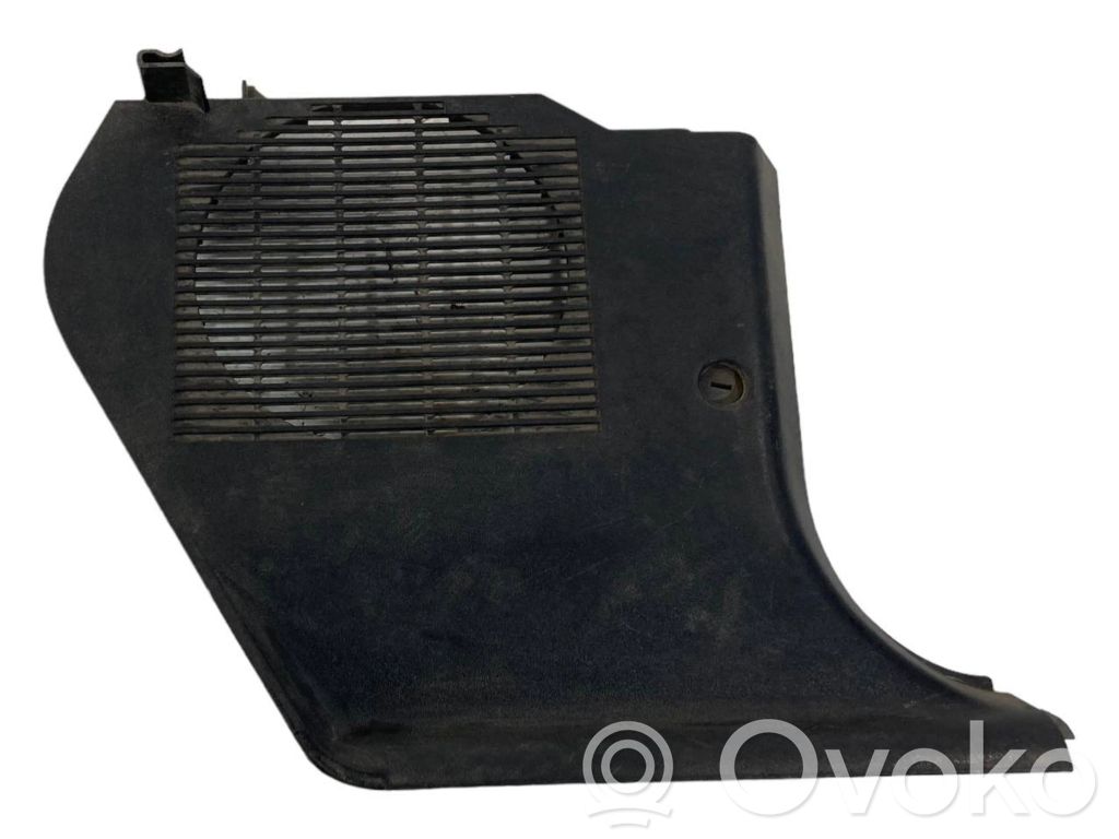 BMW 3 E36 Sivukaiuttimen suoja 