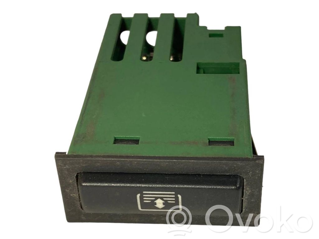BMW 5 E39 Windscreen/window heater switch 