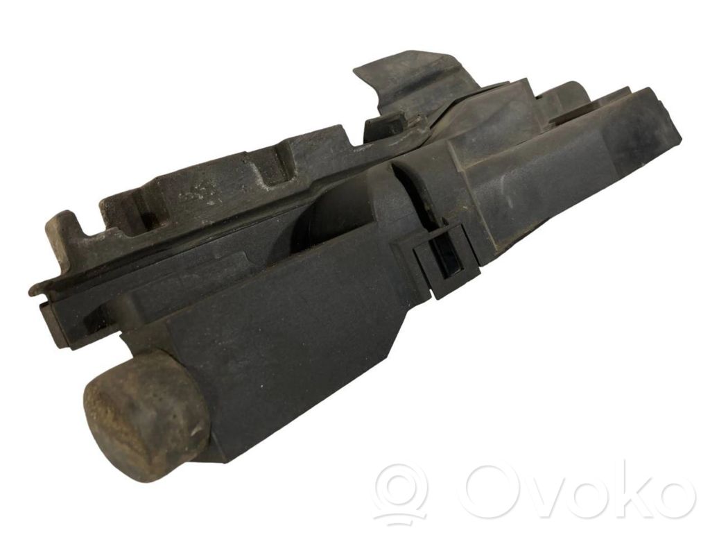 BMW 3 E46 Radiator mount bracket 