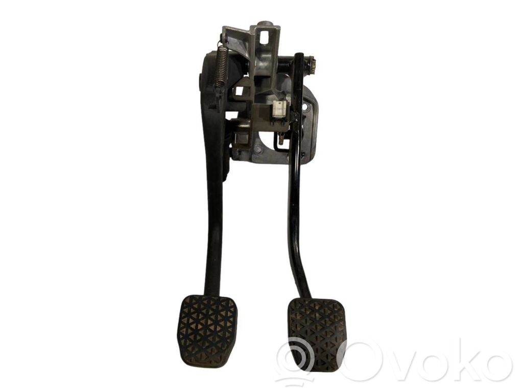 Pedal assembly   1163870,35311163870,1163863,1163899,35111163863