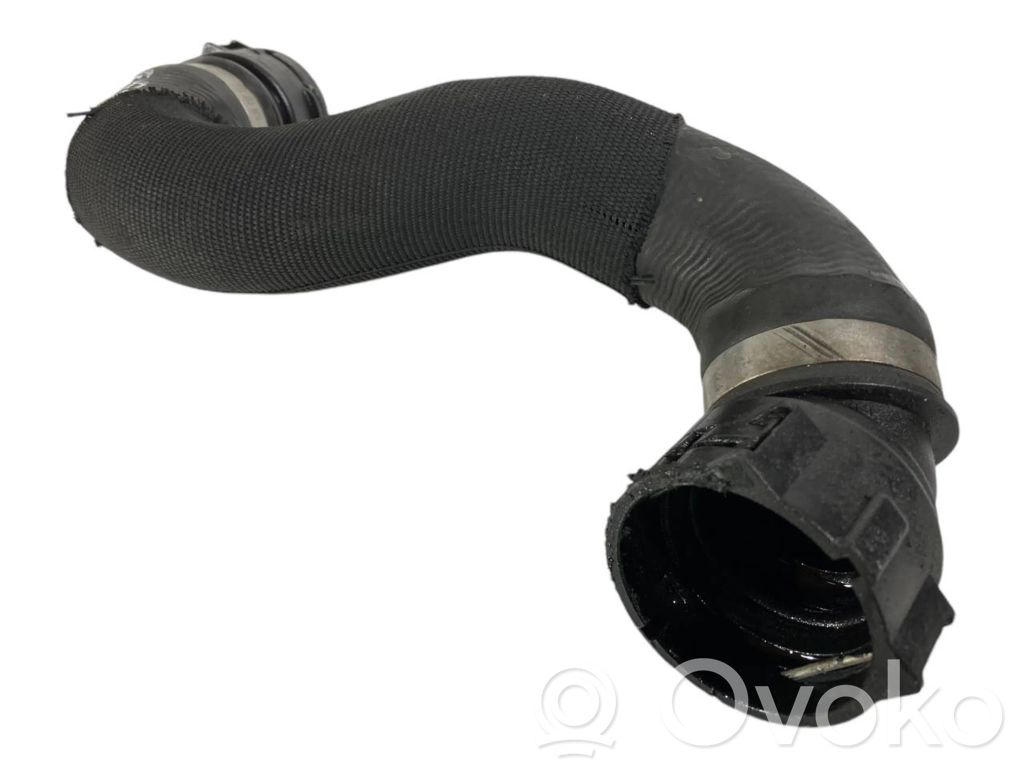 BMW 1 E81 E87 Conductă/furtun lichid de răcire motor 