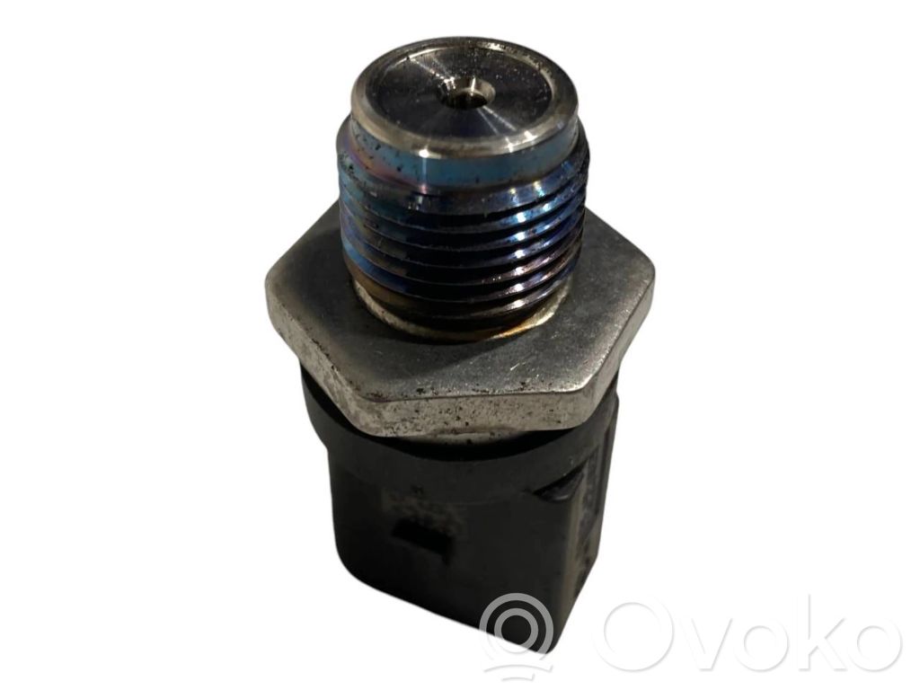BMW 1 E81 E87 Senzor presiune combustibil 