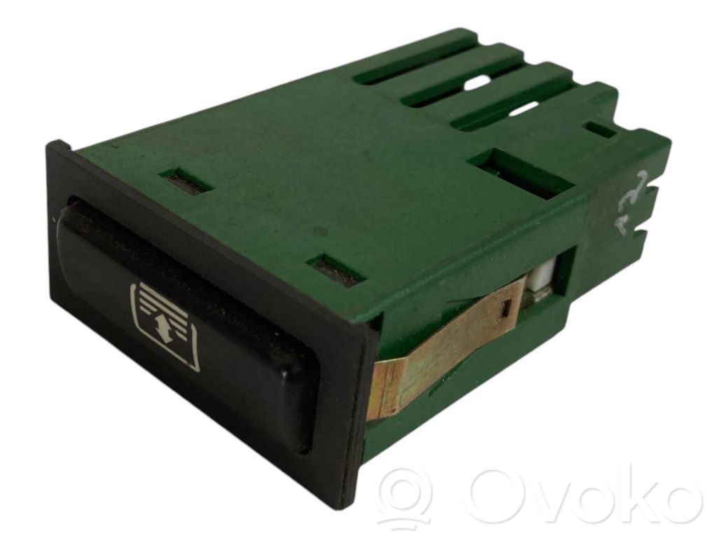 BMW 5 E39 Windscreen/window heater switch 