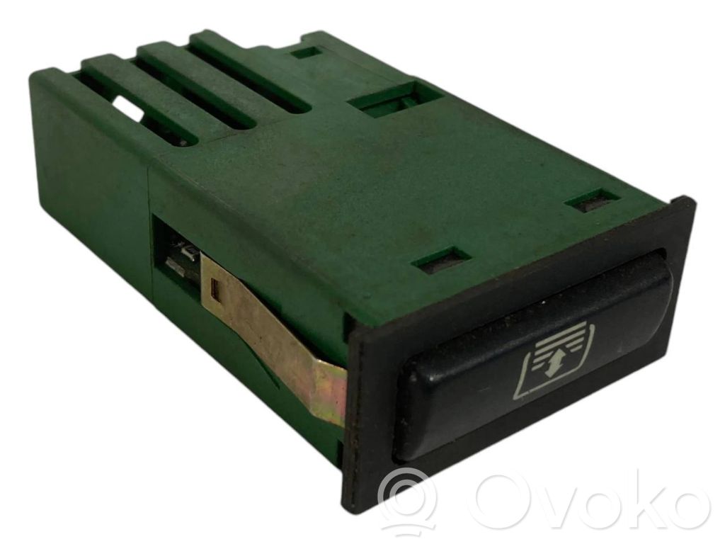 BMW 5 E39 Windscreen/window heater switch 