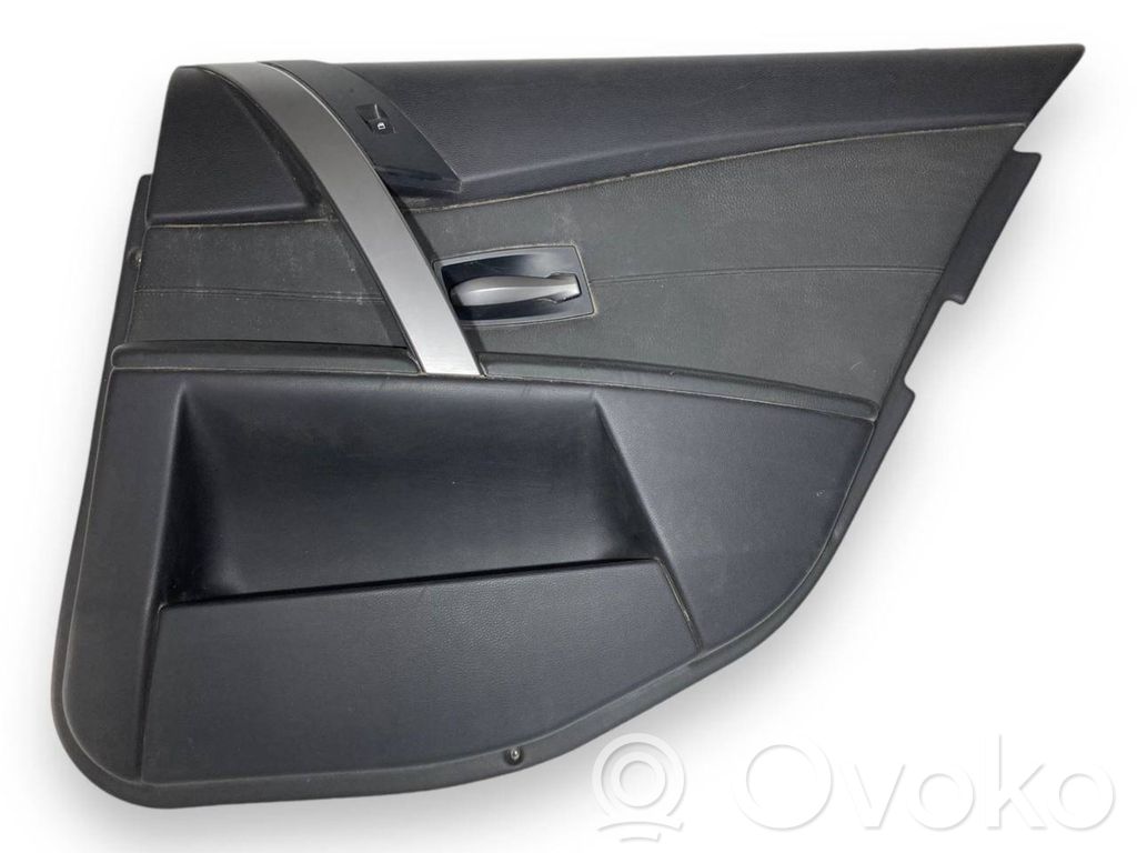 BMW 5 E60 E61 Takaoven verhoilu 