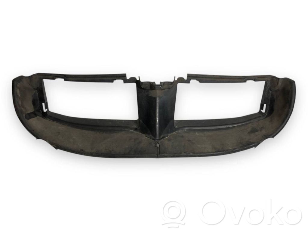 BMW 3 E90 E91 Oro paėmimo kanalo detalė (-ės) 