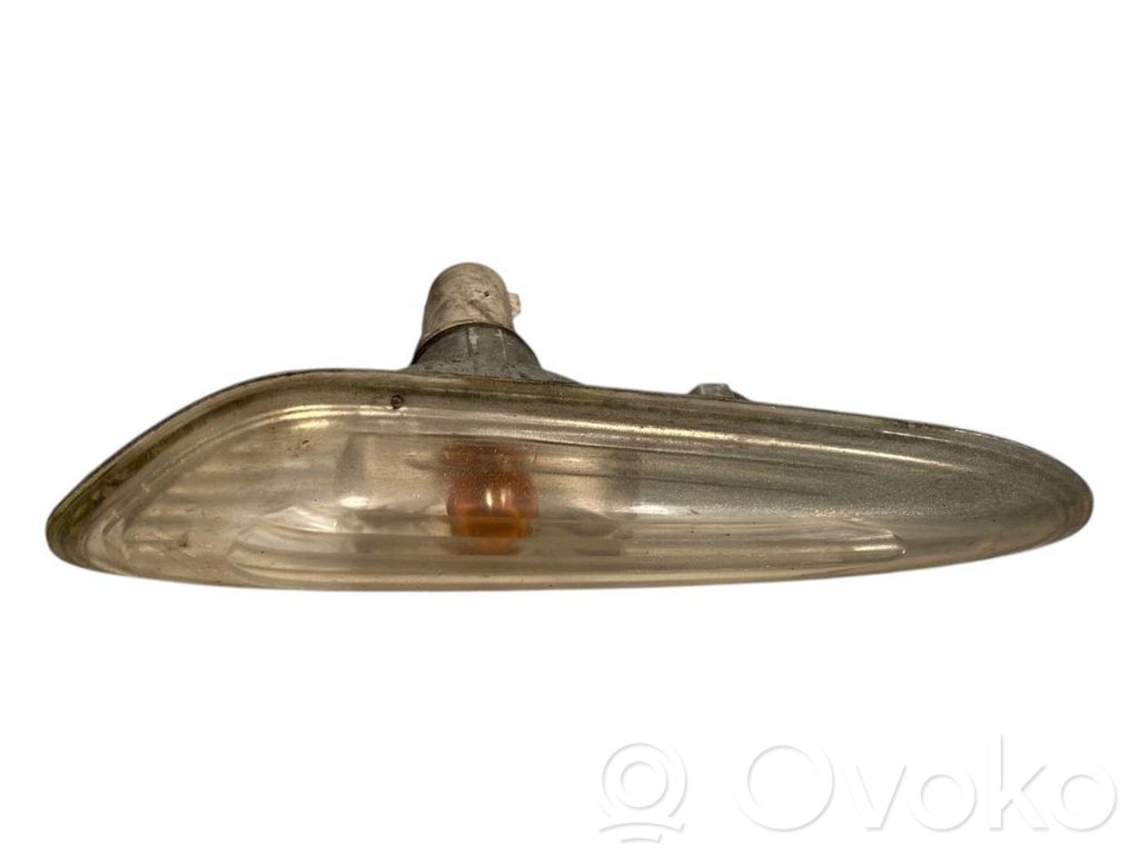 BMW 3 E46 Front fender indicator light 