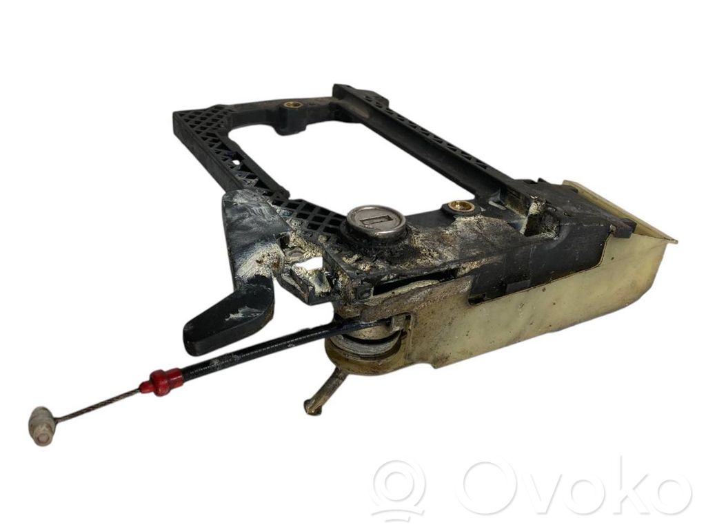 BMW 5 E39 Etuoven ulkokahvan kehys 