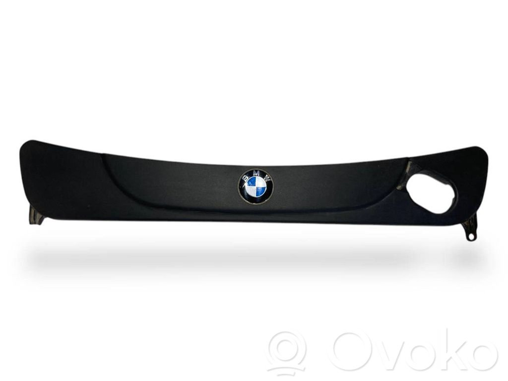 BMW 5 E60 E61 Engine cover (trim) 