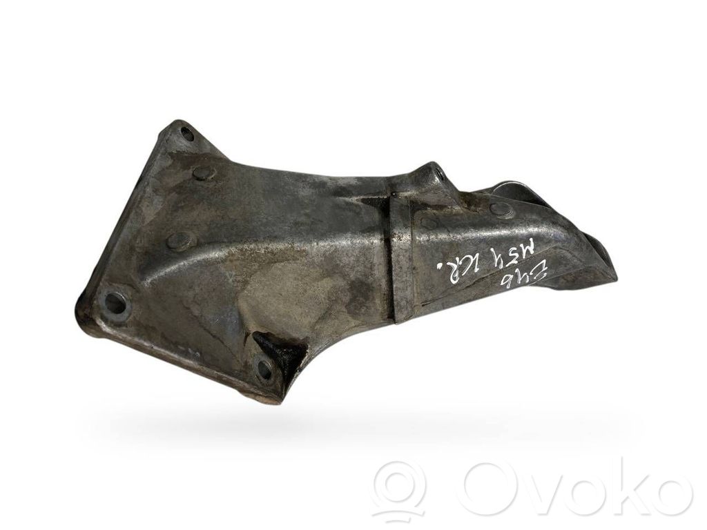 BMW 3 E46 Engine mounting bracket 