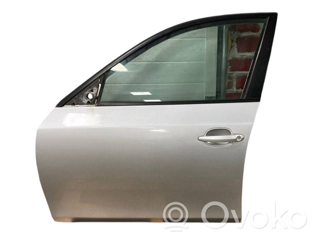 BMW 5 E60 E61 Puerta delantera 
