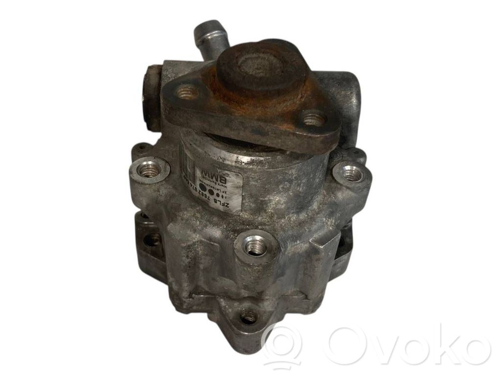 BMW 3 E90 E91 Power steering pump 