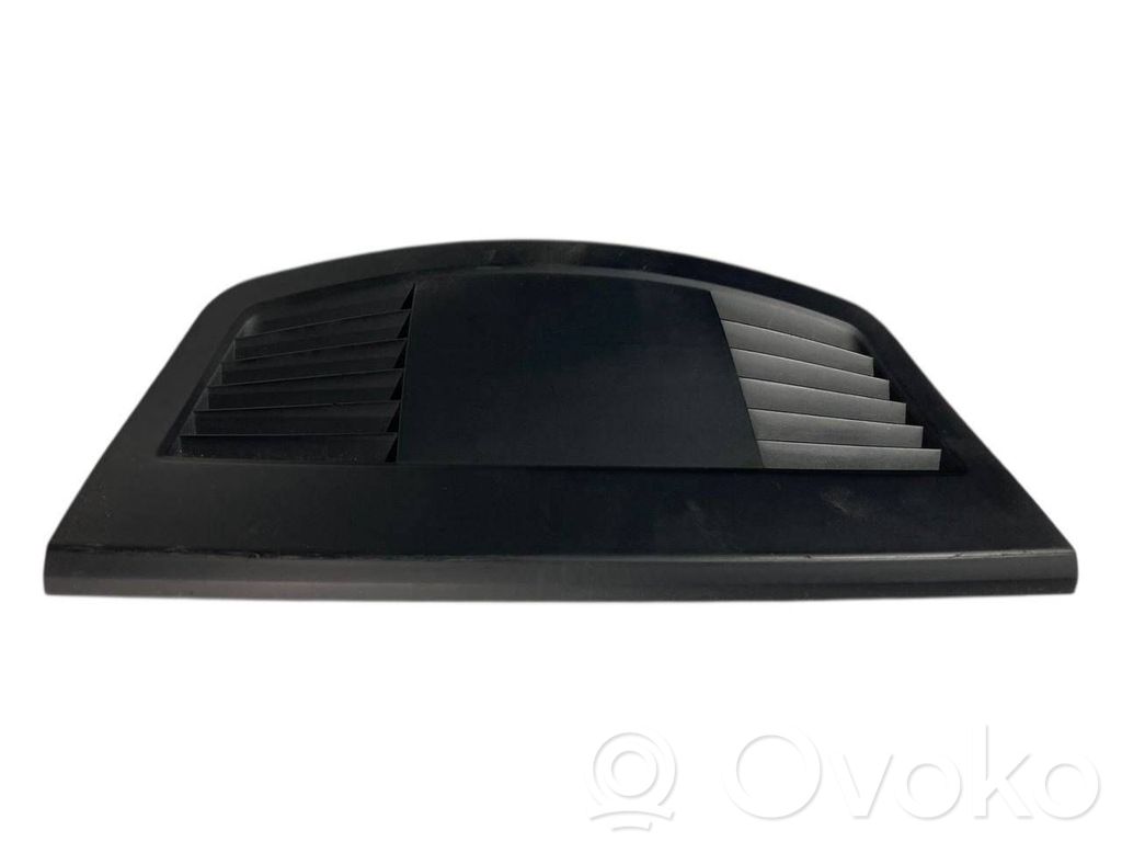 BMW 3 E90 E91 Centrinės oro grotelės 