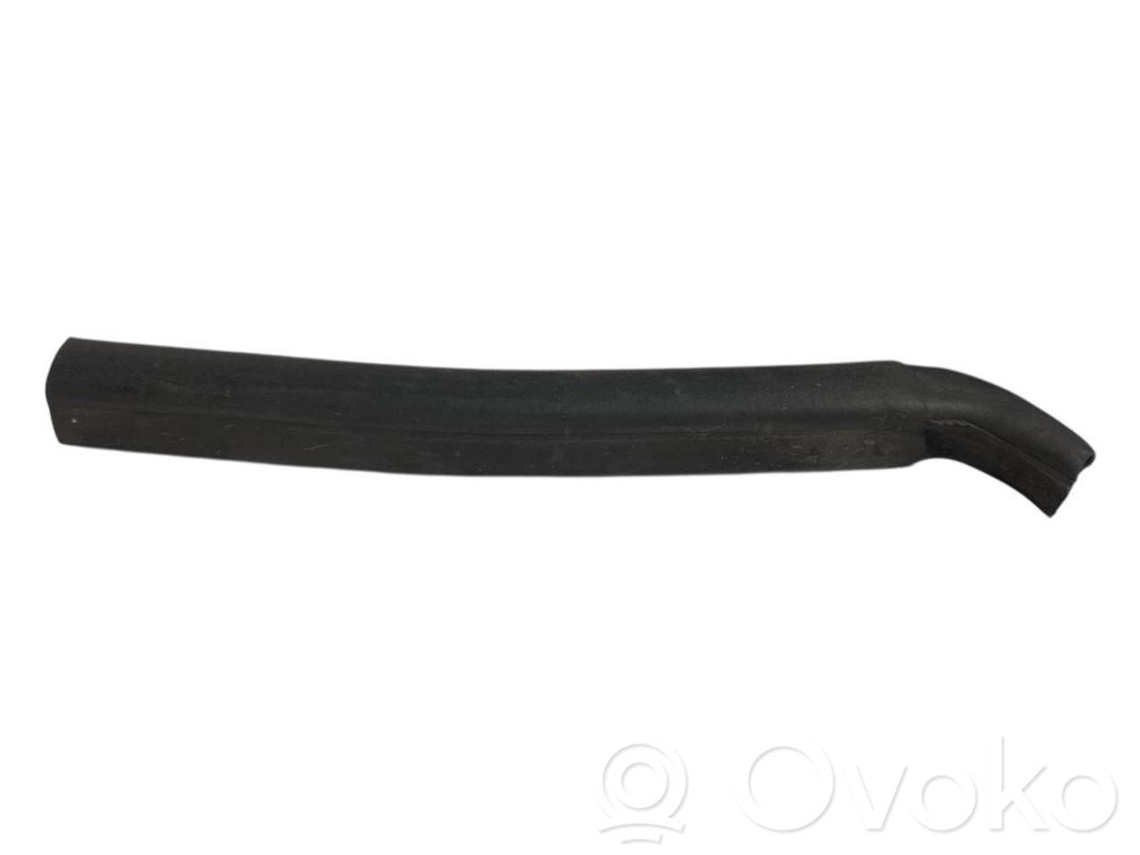 BMW 3 E90 E91 Engine compartment rubber 
