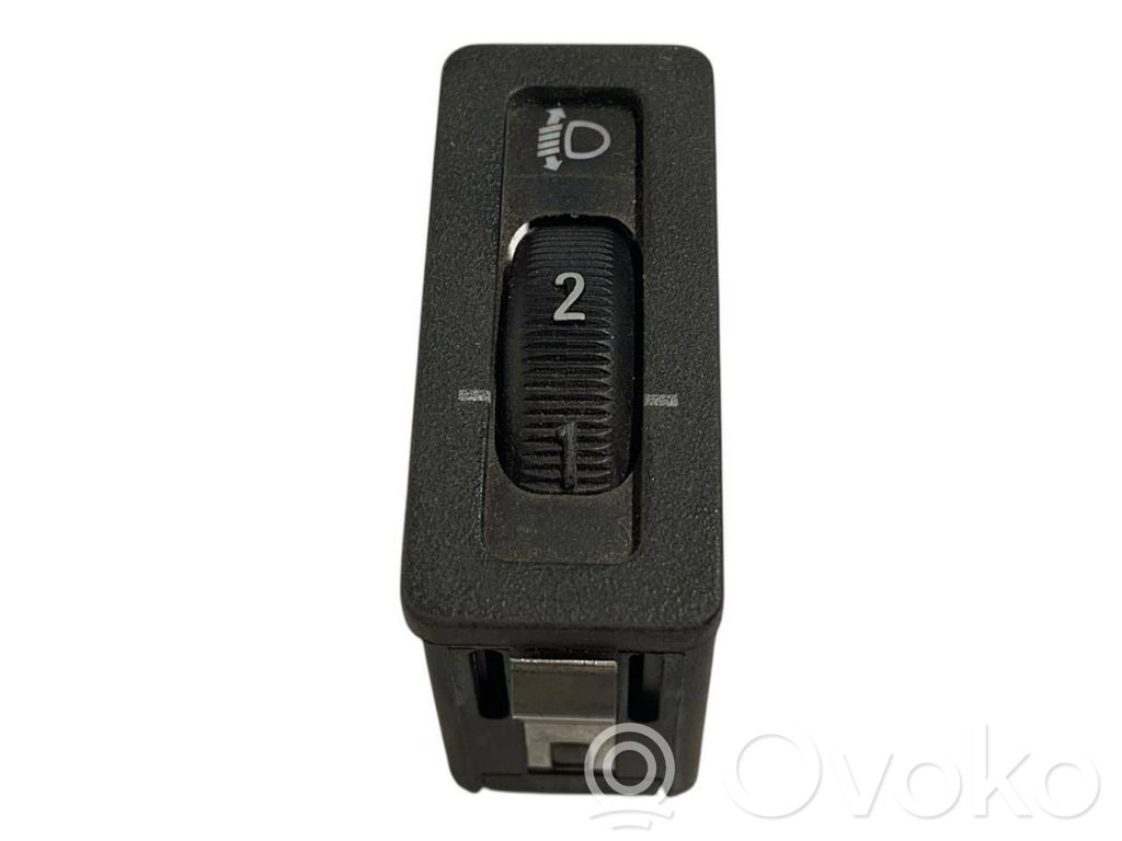 Headlight level height control switch   8360883,61318360883