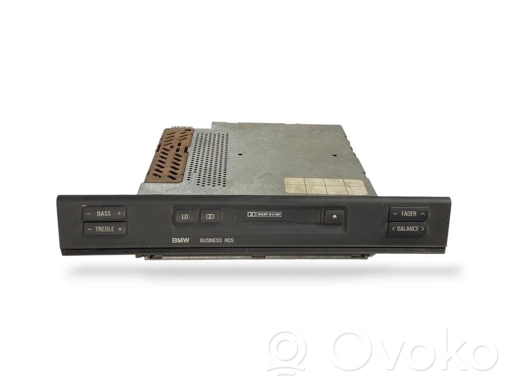 Radio / CD-Player / DVD-Player / Navigation   8374997,65128374997