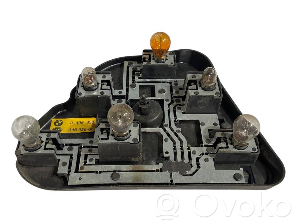BMW 5 E39 Tail light bulb cover holder 