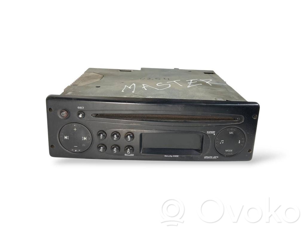 Renault Master II Panel / Radioodtwarzacz CD/DVD/GPS 