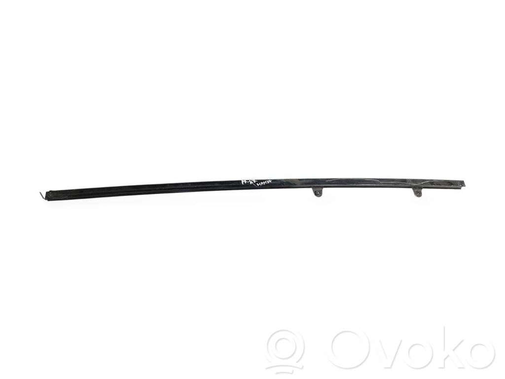 Front door windshield rail   314253A2