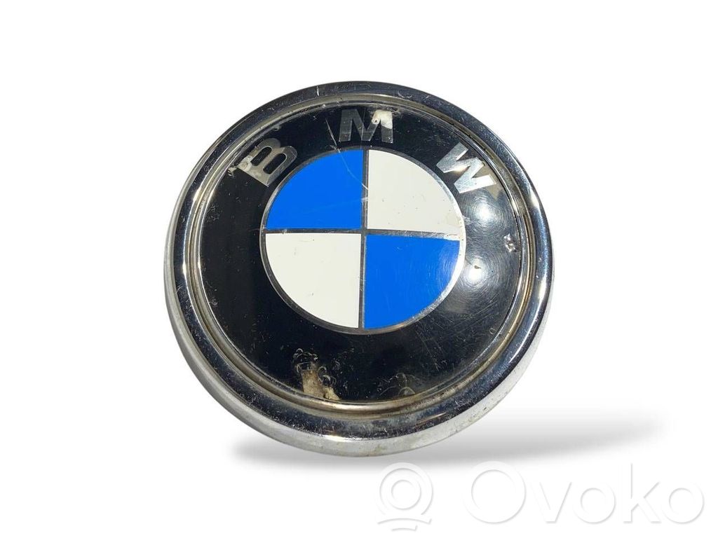 BMW X5 E70 Gamintojo ženkliukas 