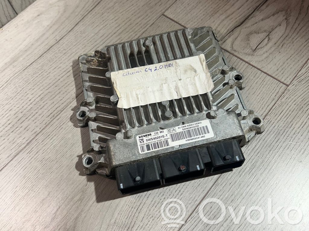 Citroen C4 I Engine control unit/module 