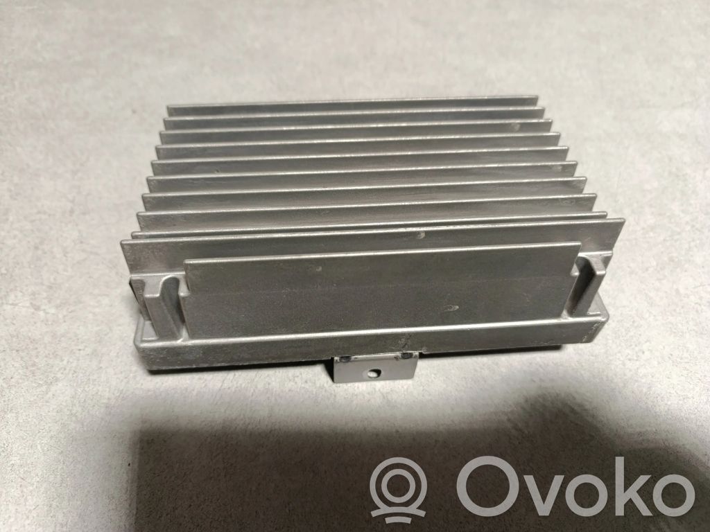 BMW 1 F20 F21 Wzmacniacz audio 