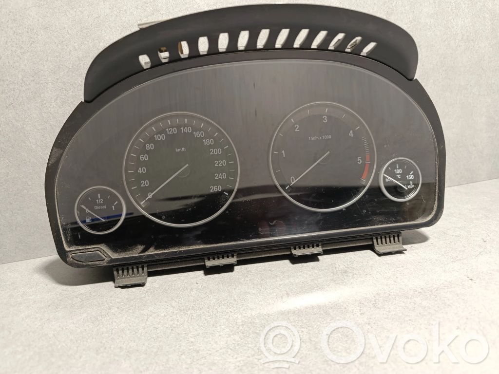 BMW 5 F10 F11 Speedometer (instrument cluster) 