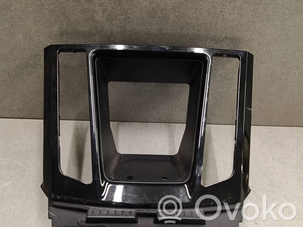 Jaguar I-Pace Gear shifter surround trim plastic 