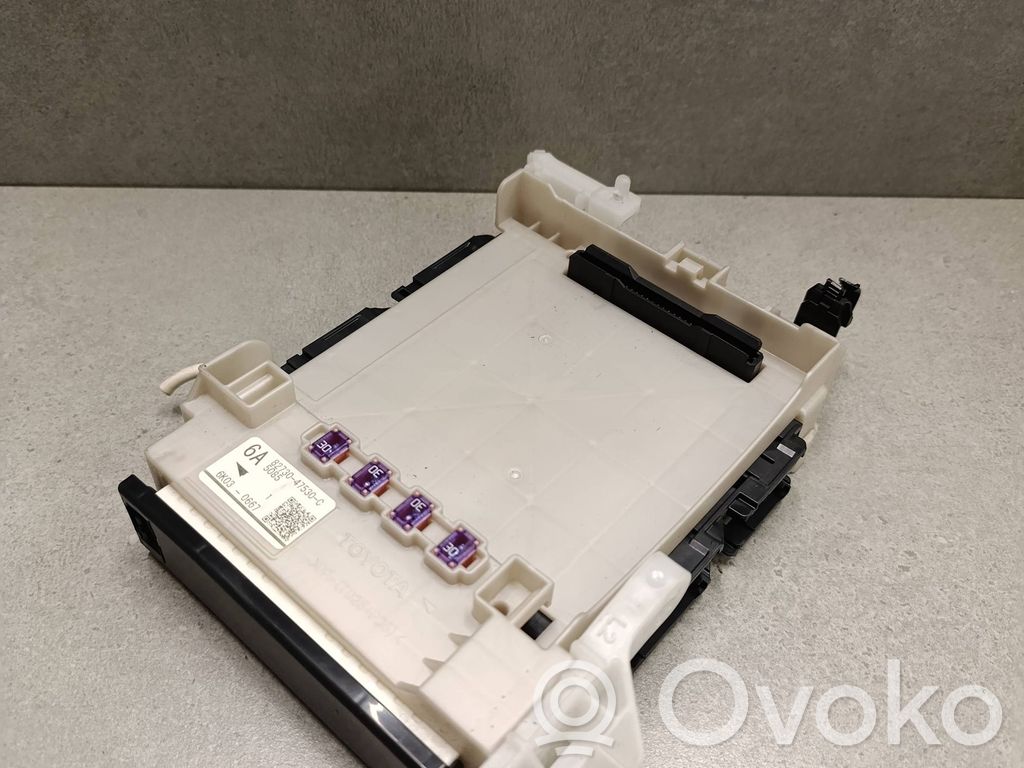 Toyota Prius (XW50) Modul de control caroserie central 
