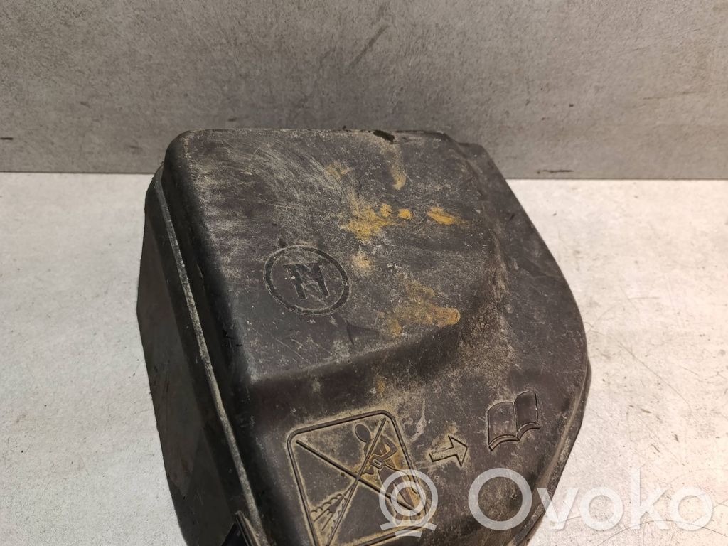 Citroen C4 I Picasso Fuse box cover 