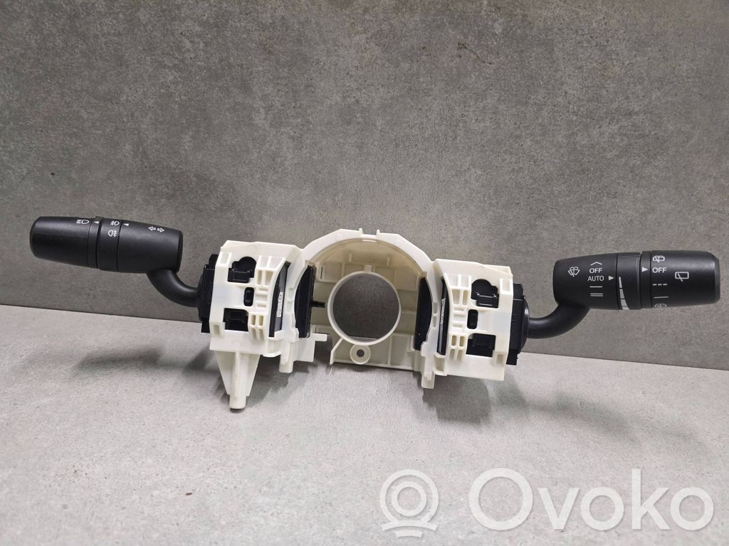 Mazda CX-5 Interruptor/palanca de limpiador de luz de giro 
