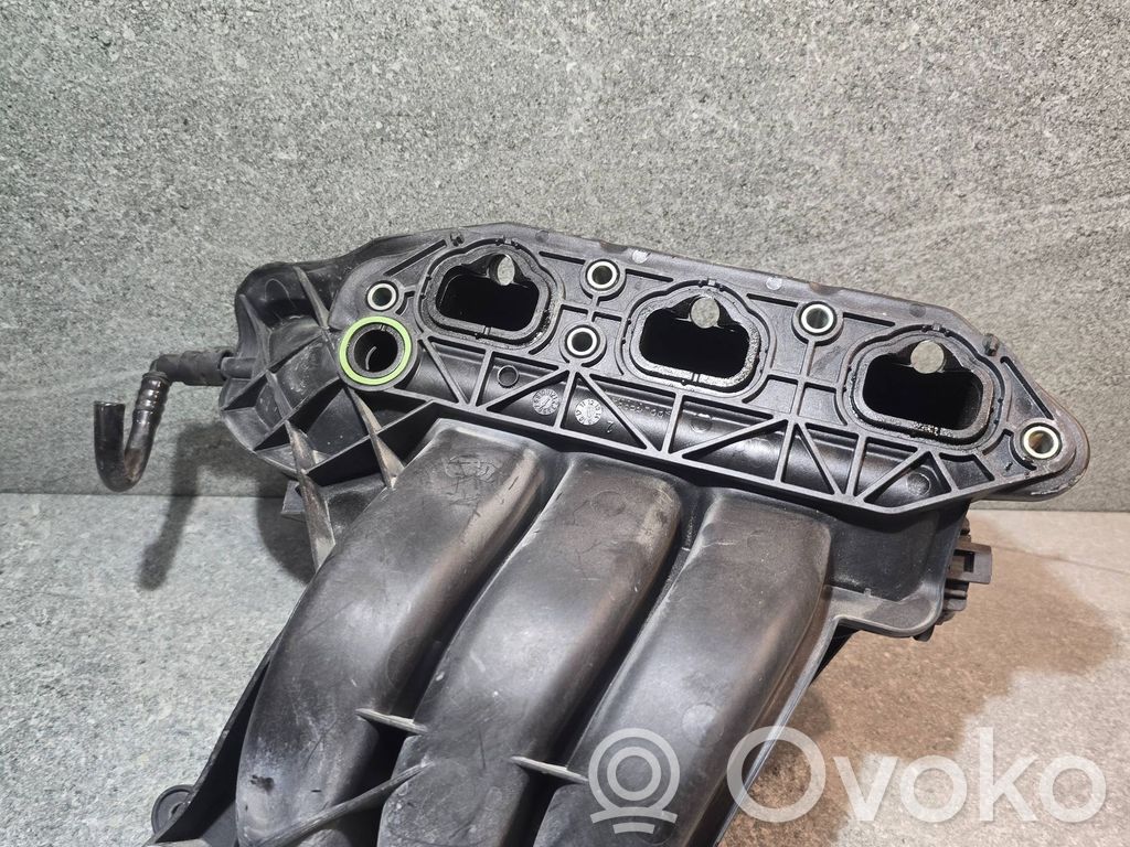 Volkswagen Polo V 6R Colector de admisión 