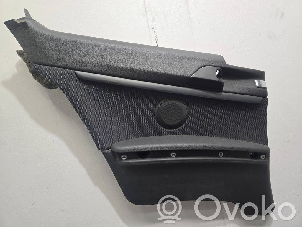 BMW 3 E92 E93 Takaoven verhoilu 