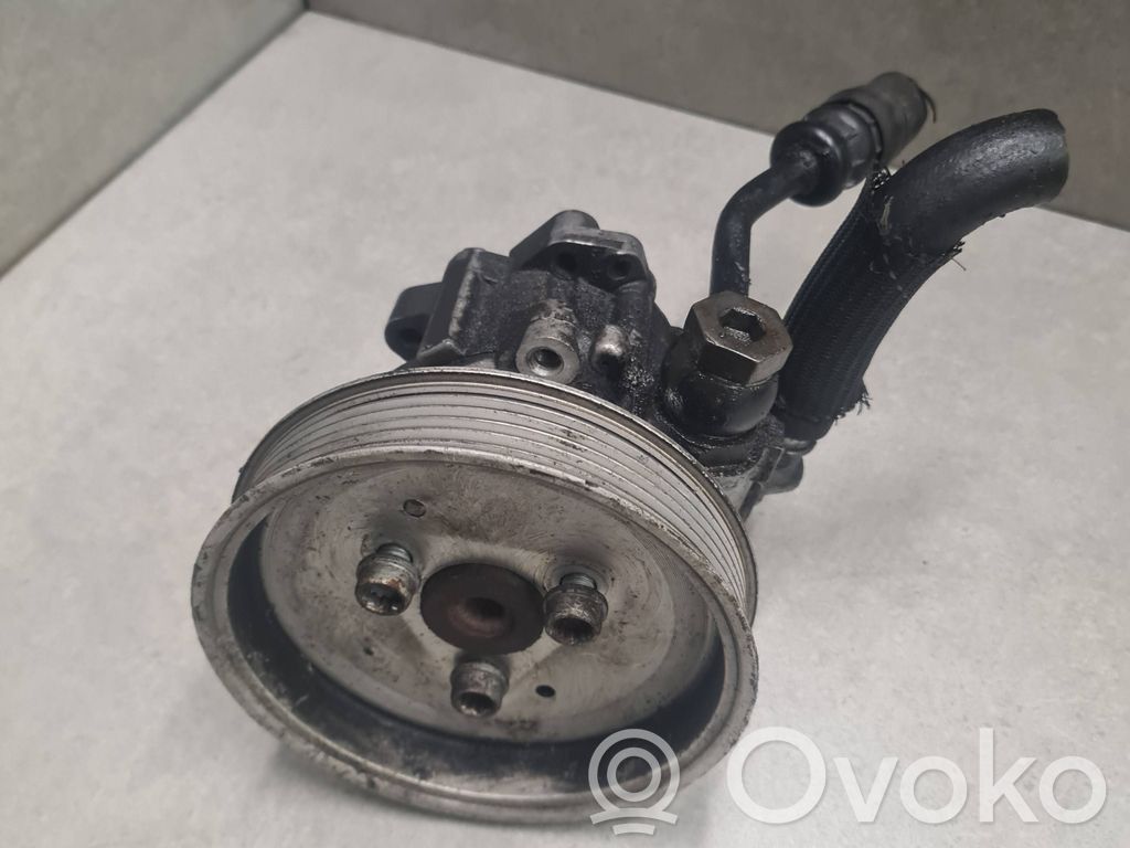 Audi A6 S6 C6 4F Ohjaustehostimen pumppu 