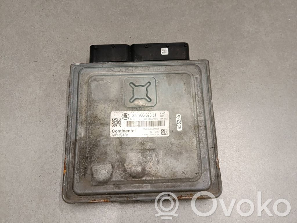 Skoda Superb B6 (3T) Engine control unit/module 