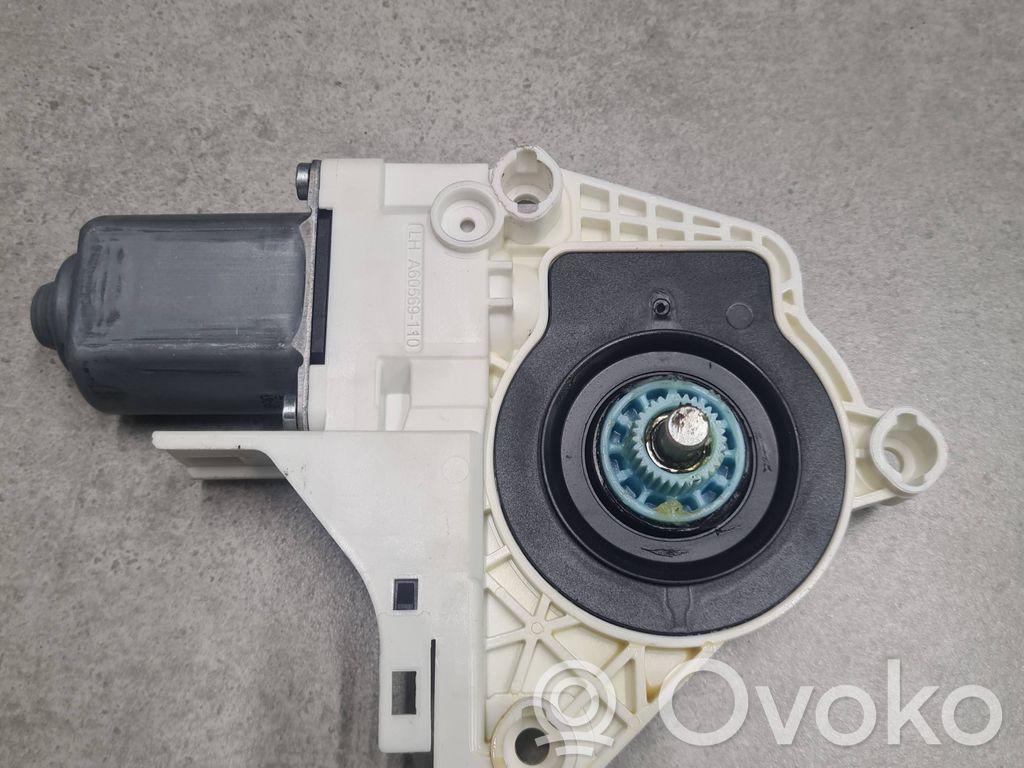 Audi A4 S4 B8 8K Rear door window regulator motor 