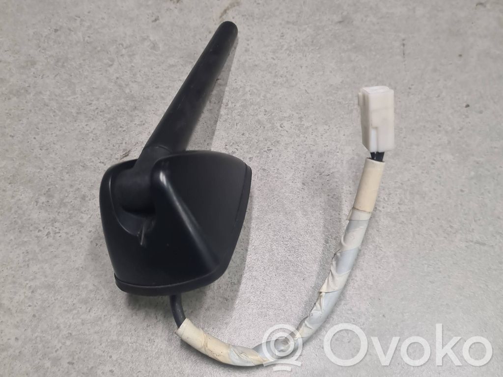 Toyota Prius (XW30) Antena GPS 