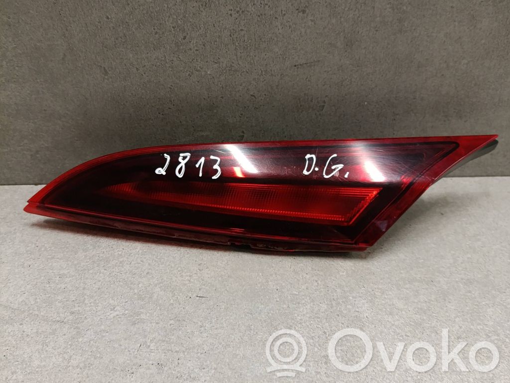 Opel Insignia A Lampy tylnej klapy bagażnika 