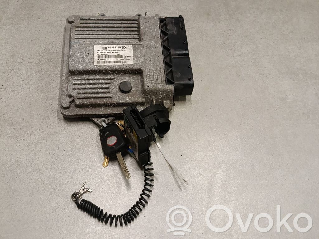 Opel Combo C Engine control unit/module 