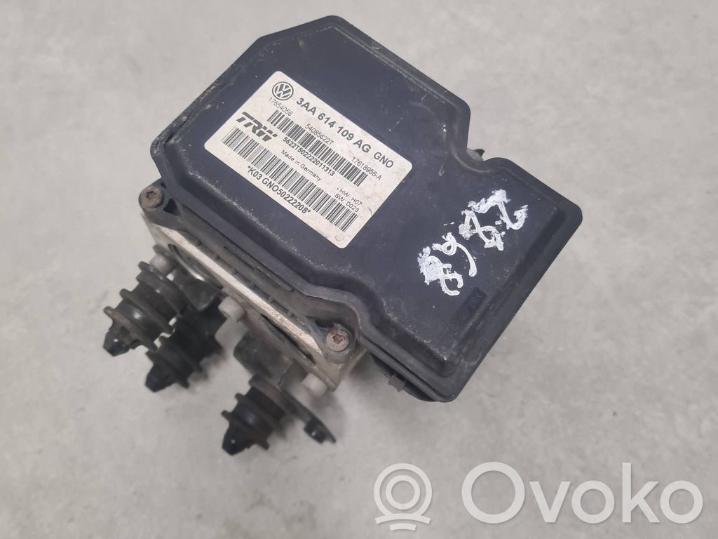 Volkswagen PASSAT B7 ABS Pump 