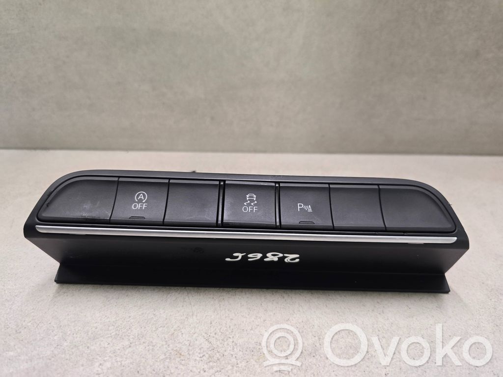 Audi Q3 8U A set of switches 